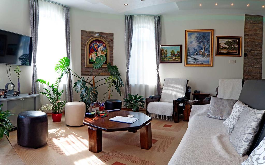 Vila Madams - Palic-Serbia Ngoại thất bức ảnh